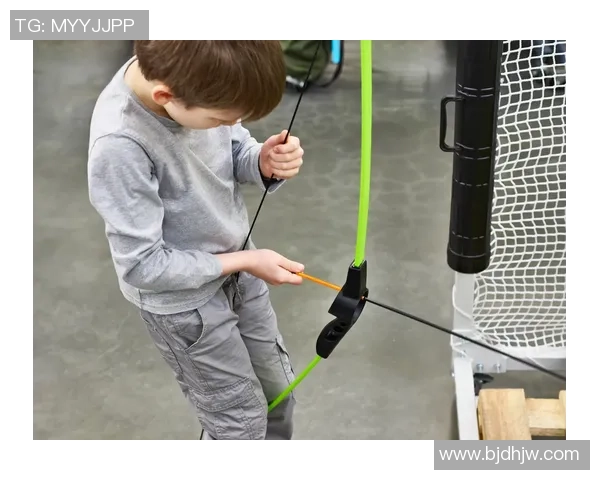 足球球星弹力带助力训练提升爆发力与灵活性打造专业运动表现