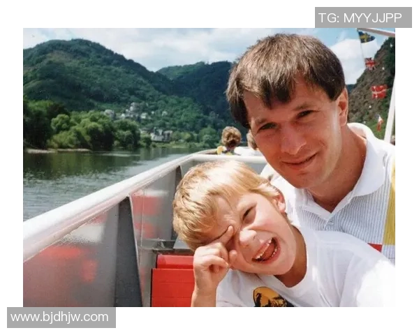 足球球星英文发音解析与常见误区纠正指南 足球球星英文发音解析与常见误区纠正指南